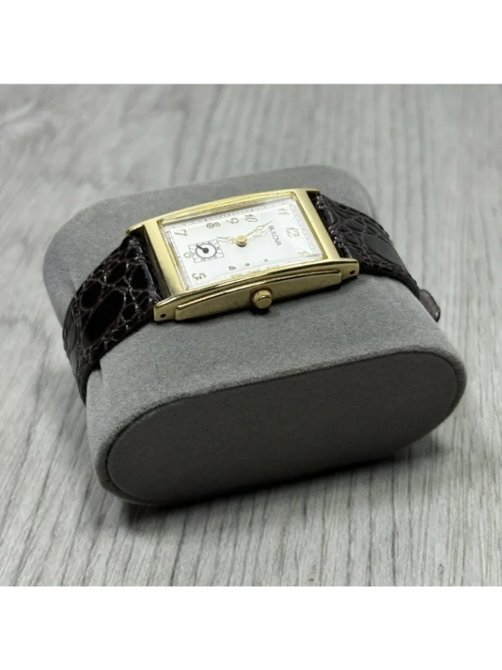 Vintage Bulova Watch Co Men's Watch Black Leather Band - Needs Battery
